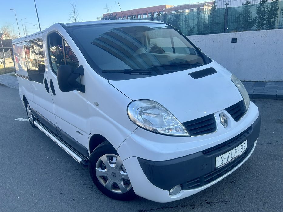 Renault Trafic Cabina Dubla  2.5. AUTOMAT