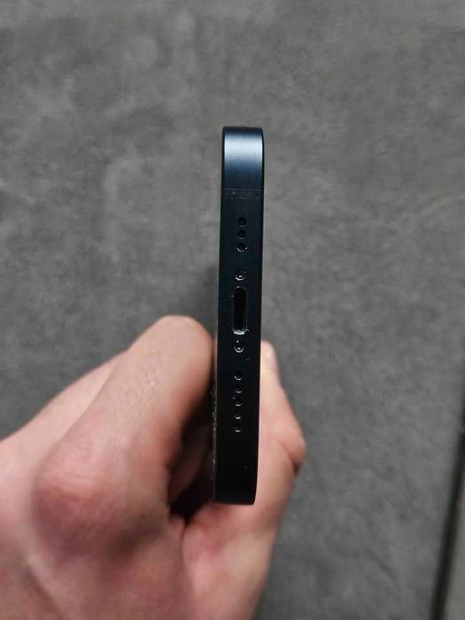 iPhone 13 128GB 100% Battery Health Blue Безупречно състояние