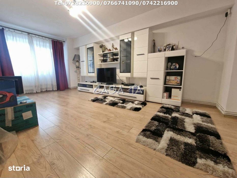 Apartament 4 camere, situat in Targu Jiu, Bld C-tin Brancusi (Ultracen