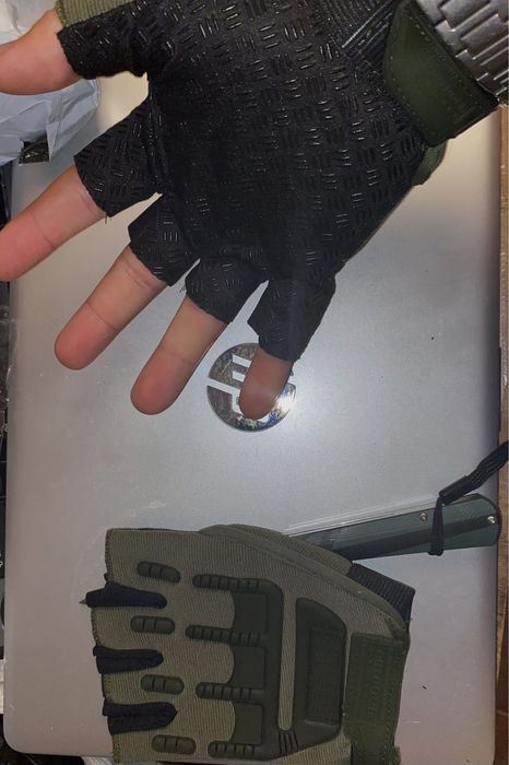 Перчатки, тактические