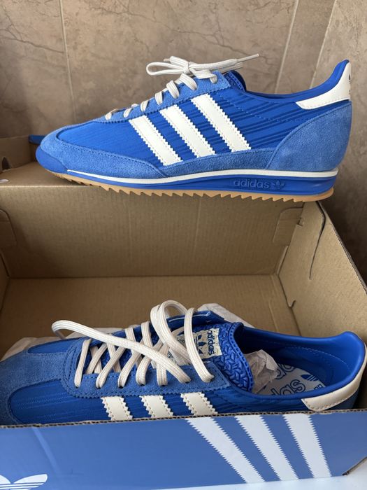 Маратонки Adidas чисто нови