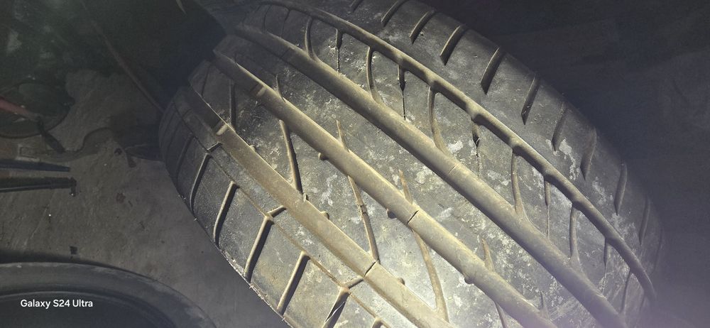 Продам шину 245/40/18 1шт