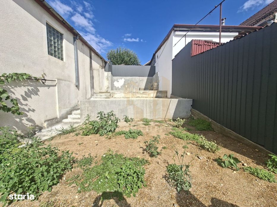 Apartament 2 camere semidecomandat Brasovul vechi