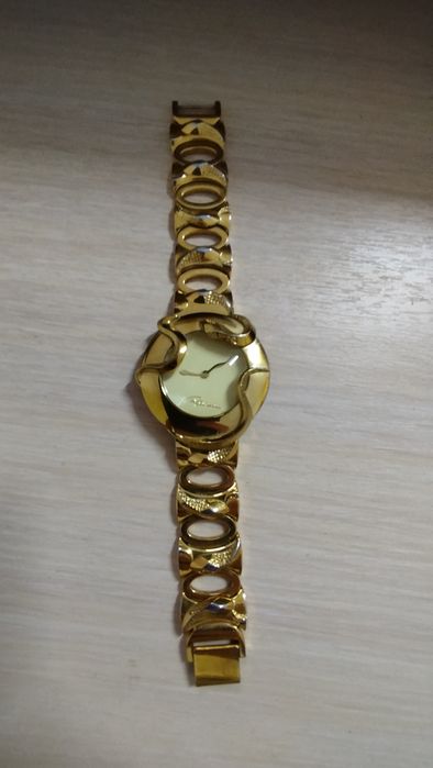 Часы ручные красивые