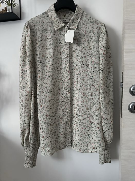 Bluza C&A noua cu eticheta