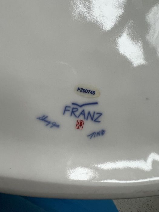 Ваза с попугаем NIB Franz