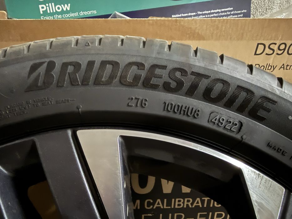 Летни гуми BRIDGESTONE 255/45/18 с джанти 5x120