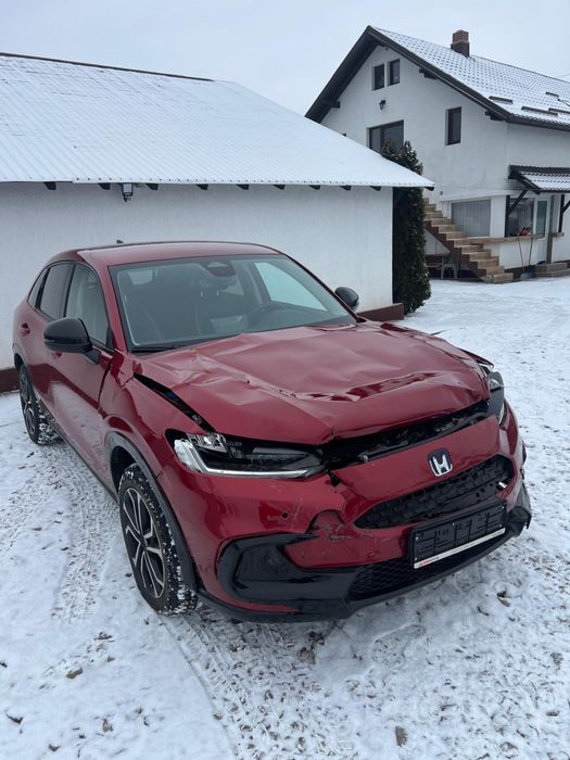 Honda ZRV 3029 km, decembrie 2025, hibrid, avariat, AVARIATE