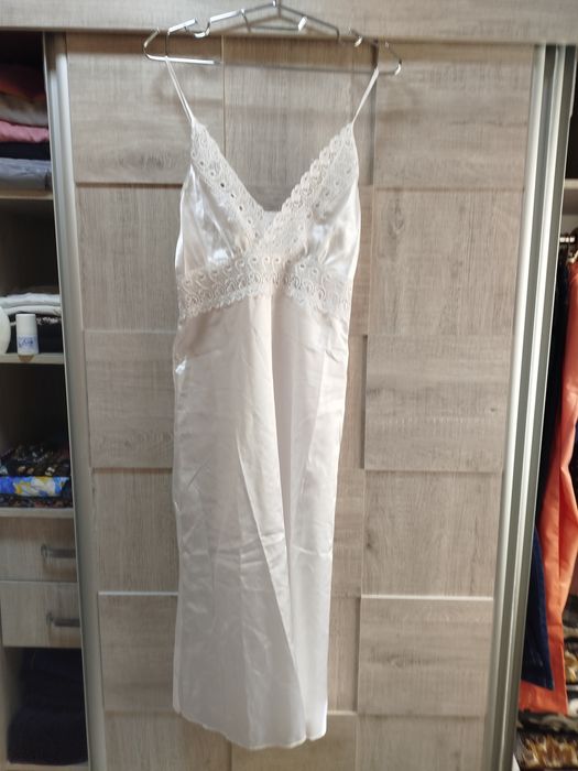 Пенюар продаётся