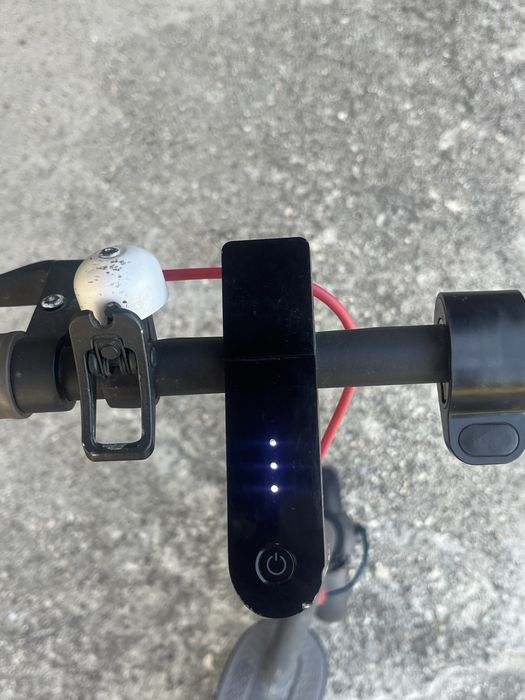 Vand trotineta electrica xiaomi m365!!