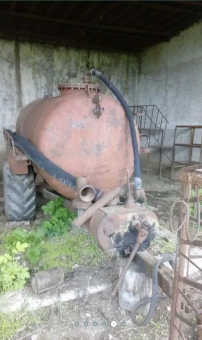 Vând vidanja românească de 5 tone în perfectă stare de funcționare