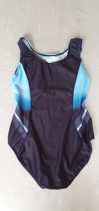 Costume de gimnastica pentru fetițe 30 de lei bucata