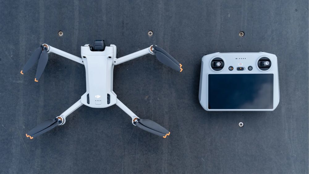 Продаю DJI Mini 3 Pro