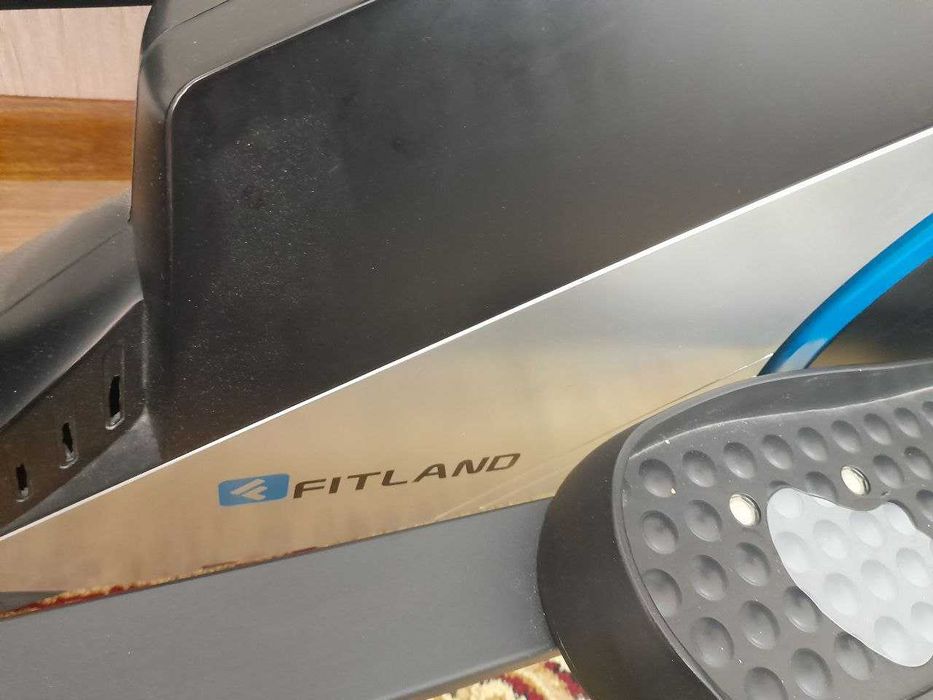 Эллиптический тренажёр Fitland