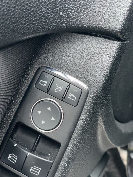 W204 Черни Огледала с Прибиране ляво и дясно