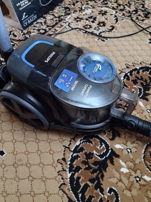 Пылесос Филипс кантейнер