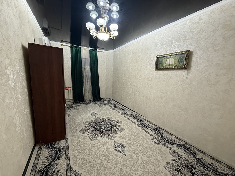 6-mikrarayonda urganch markazinda park yonda 1-xonali 36m2 kv sotiladi