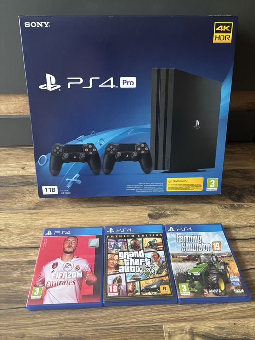PlayStation 4 PRO 1TB /с игри и кутия/
