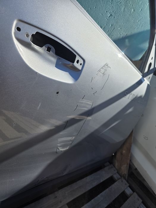 Dacia Dokker 12- предна дясна врата