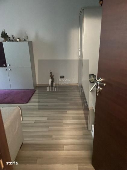 Apartament 2 camere, Berceni/Obregia, decomandat/balcon/boxa