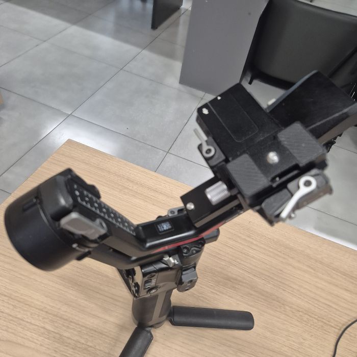 Продаю Стабилизатор Dji RS4