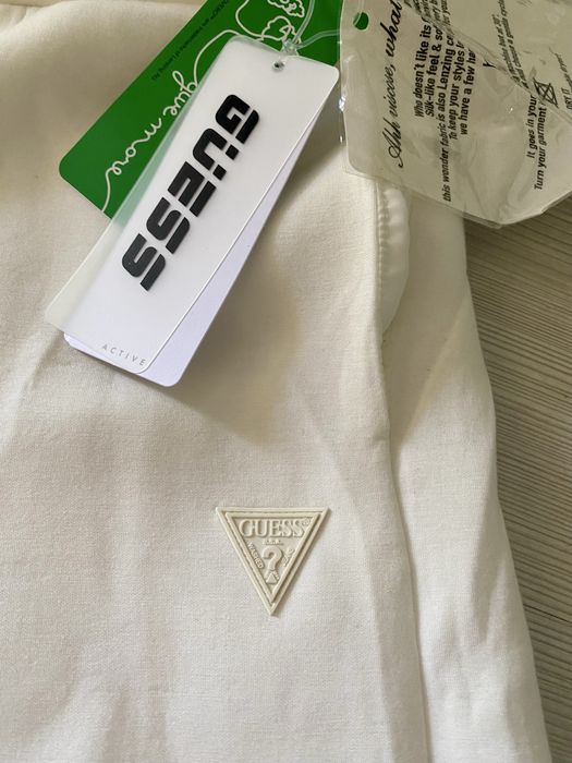 Guess панталон .
