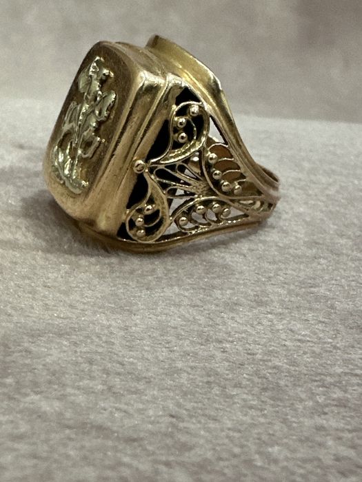 Пррдам золотую печатку