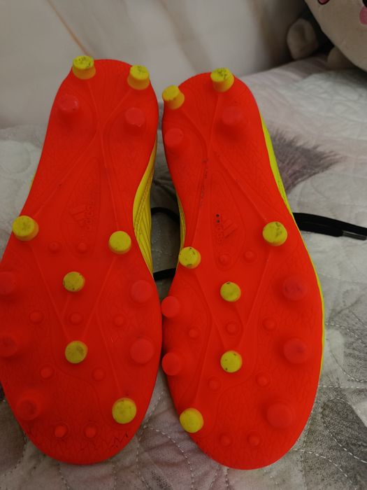 Сороконожки Adidas predator, для точности ударов 35,5