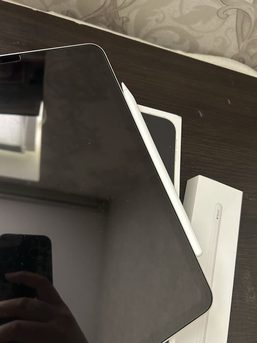 ipad air 5 64gb.  2022