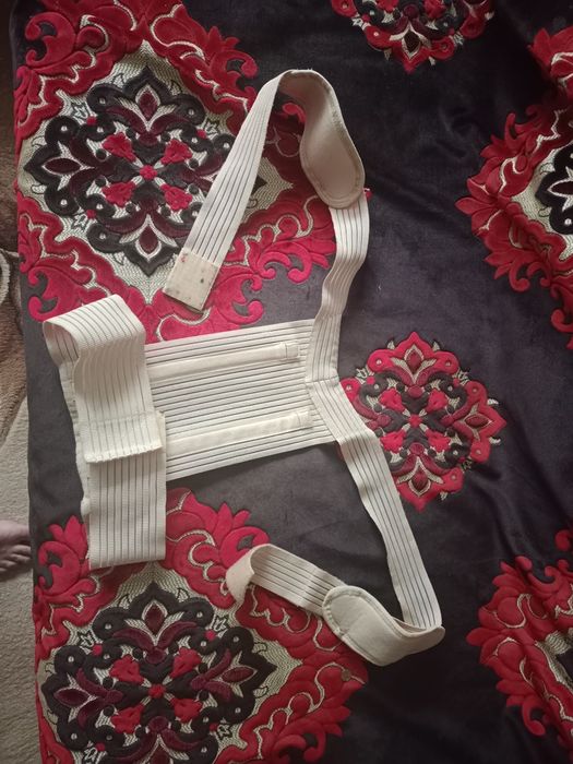 Корсет для осанки б/у .