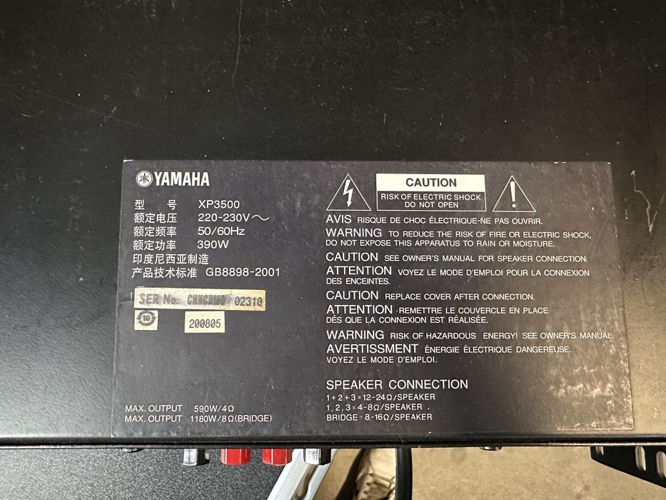 Vând amplificator profesional Yamaha XP3500.