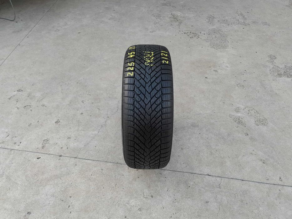O anvelopa noua de iarna 225 45 19 pirelli cinturato winter 2 dot 2021