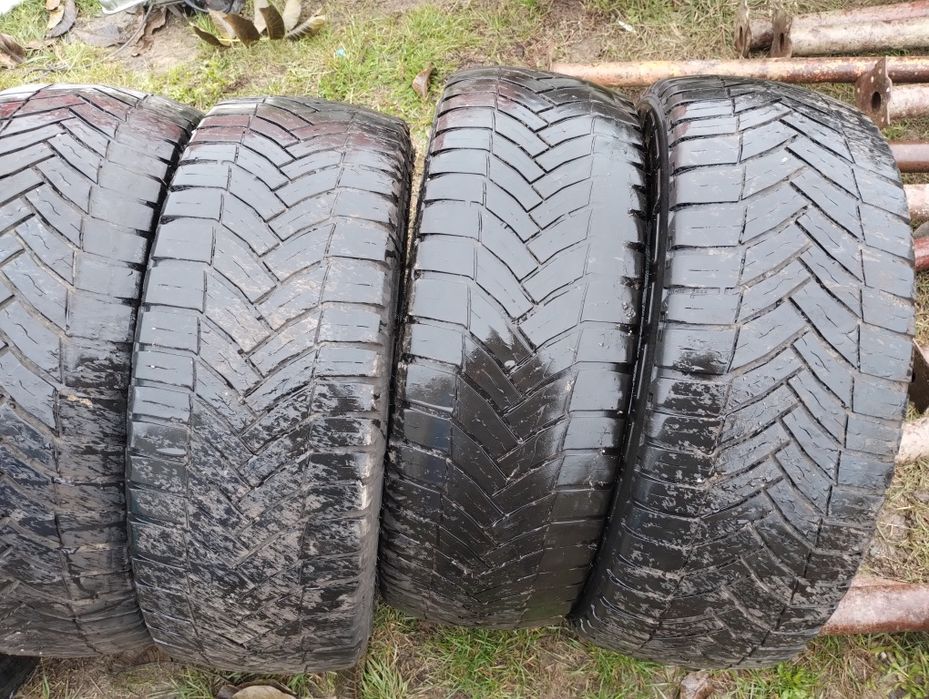 Cauciucuri 235/65r16c