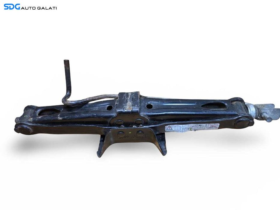 Cric Dacia Logan 1 2004 - 2012 Cod 8200858025 [N6468]