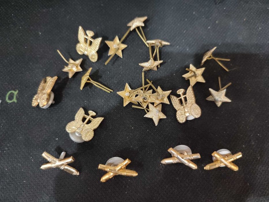 Значки/Буквы на погоны/петличные знаки/звездочки Армия СССР