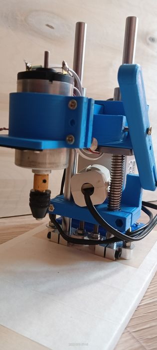 Мини сверлильный станок