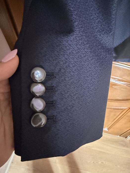 Мъжки костюм на Desizo Monni