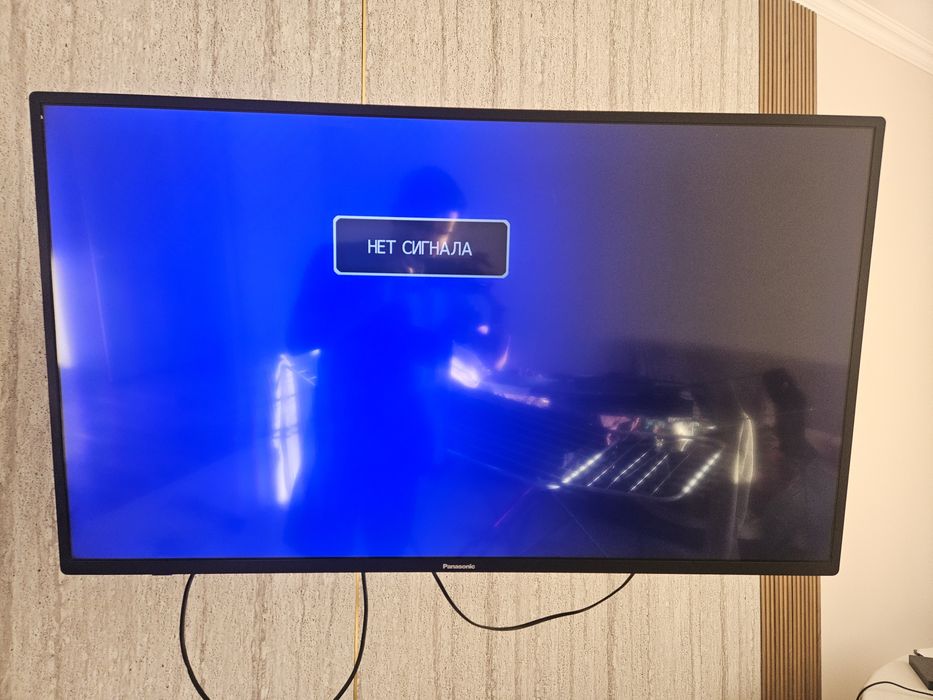 Телевизор Panasonic TX-43DR300ZZ