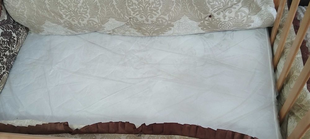 Продам детскую кроватку