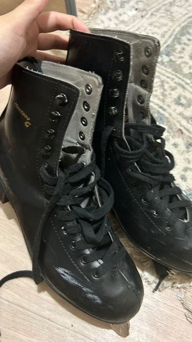 Фигурные коньки 2 пары