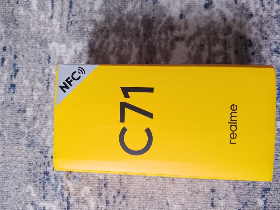 Продам смартфон новый