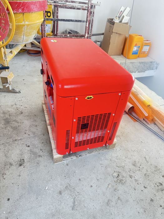 Generator trifazic 10kw pe benzins NOU Octombrie 2025