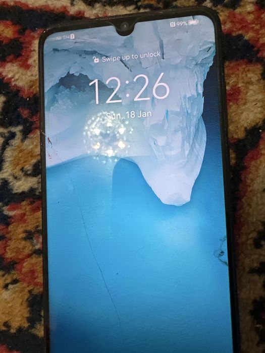 Продам телефон HUAWEI P30 lite