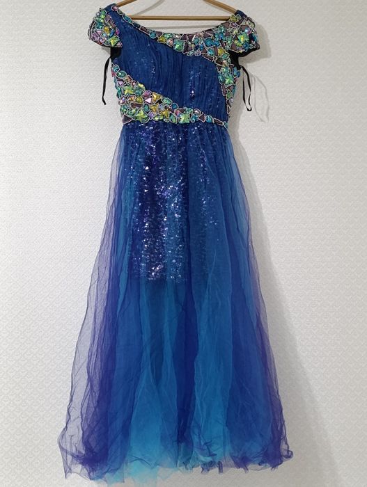 Продам платье торг