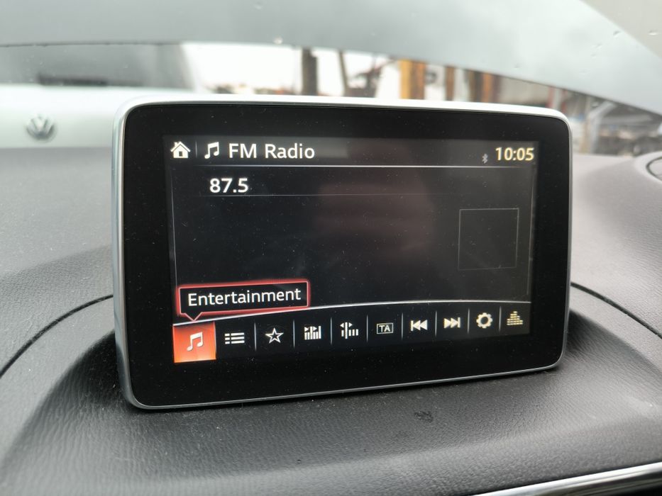 Дисплей за мултимедия/навигация за Mazda 3