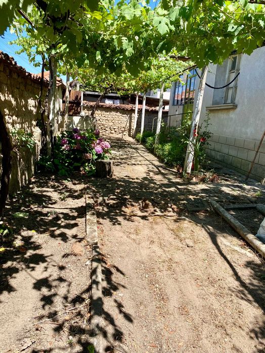 Продава се Къща в Пловдив, Кършияка - 70 кв.м за 429 €/кв.м - Снимка #1