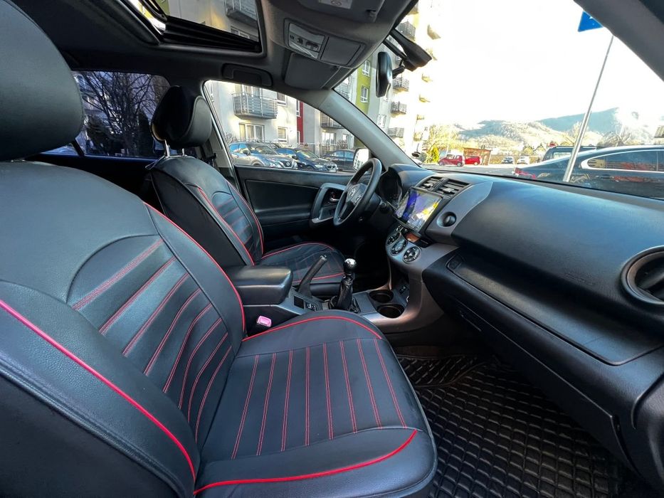 RAV 4 - 2008 // 2.2 Diesel  4x4 // Fara rugina!