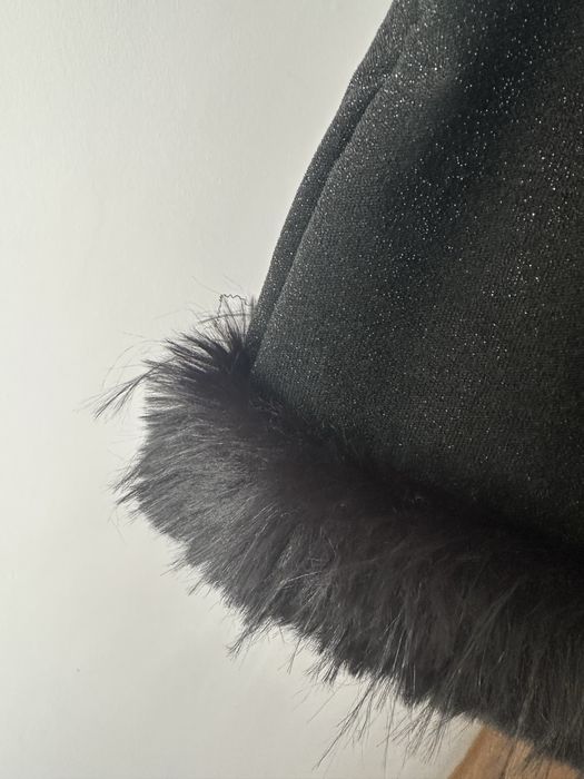 Пола , нова , елегантна