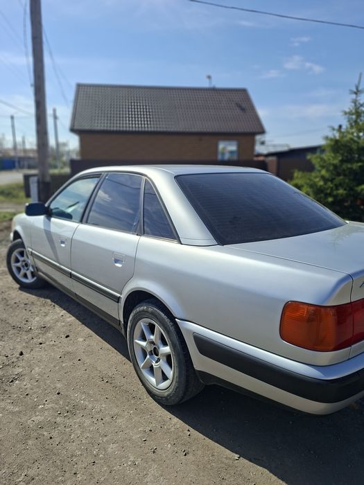 Ауди 100с4 продам