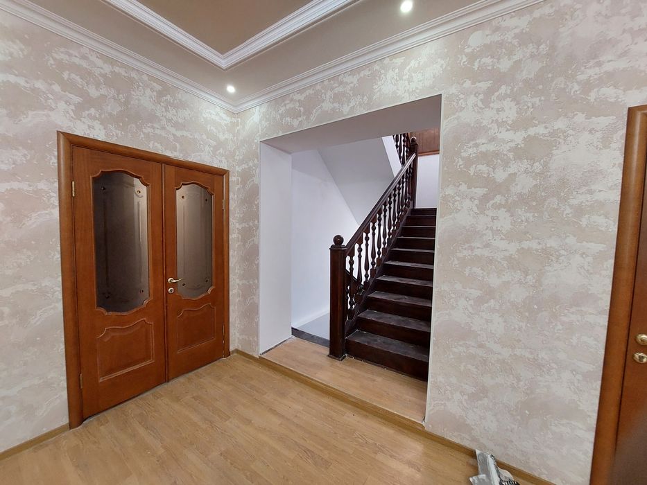 Евро ремонт делаем. Левкас обои ламинат